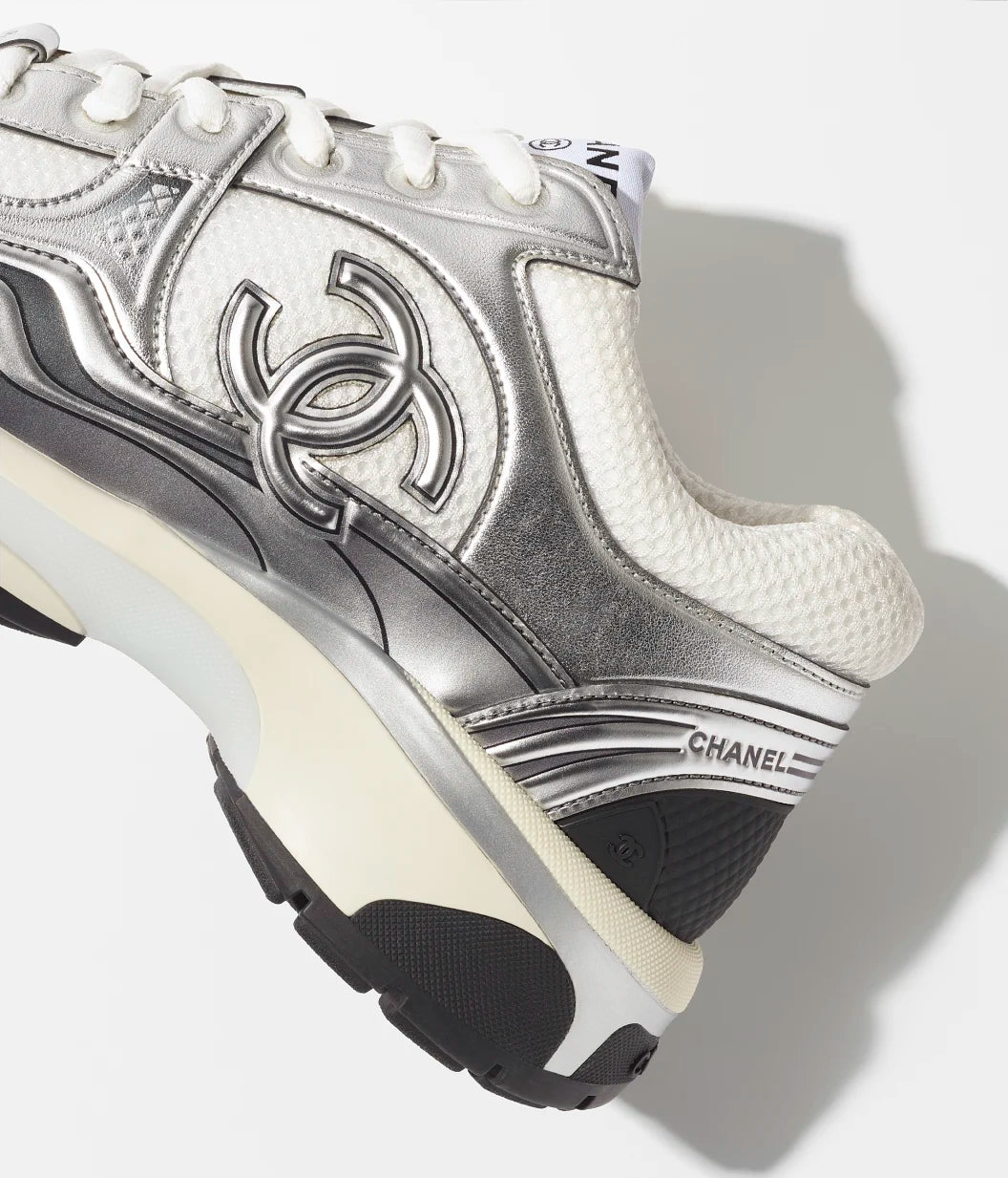 CHANEL RUNNER