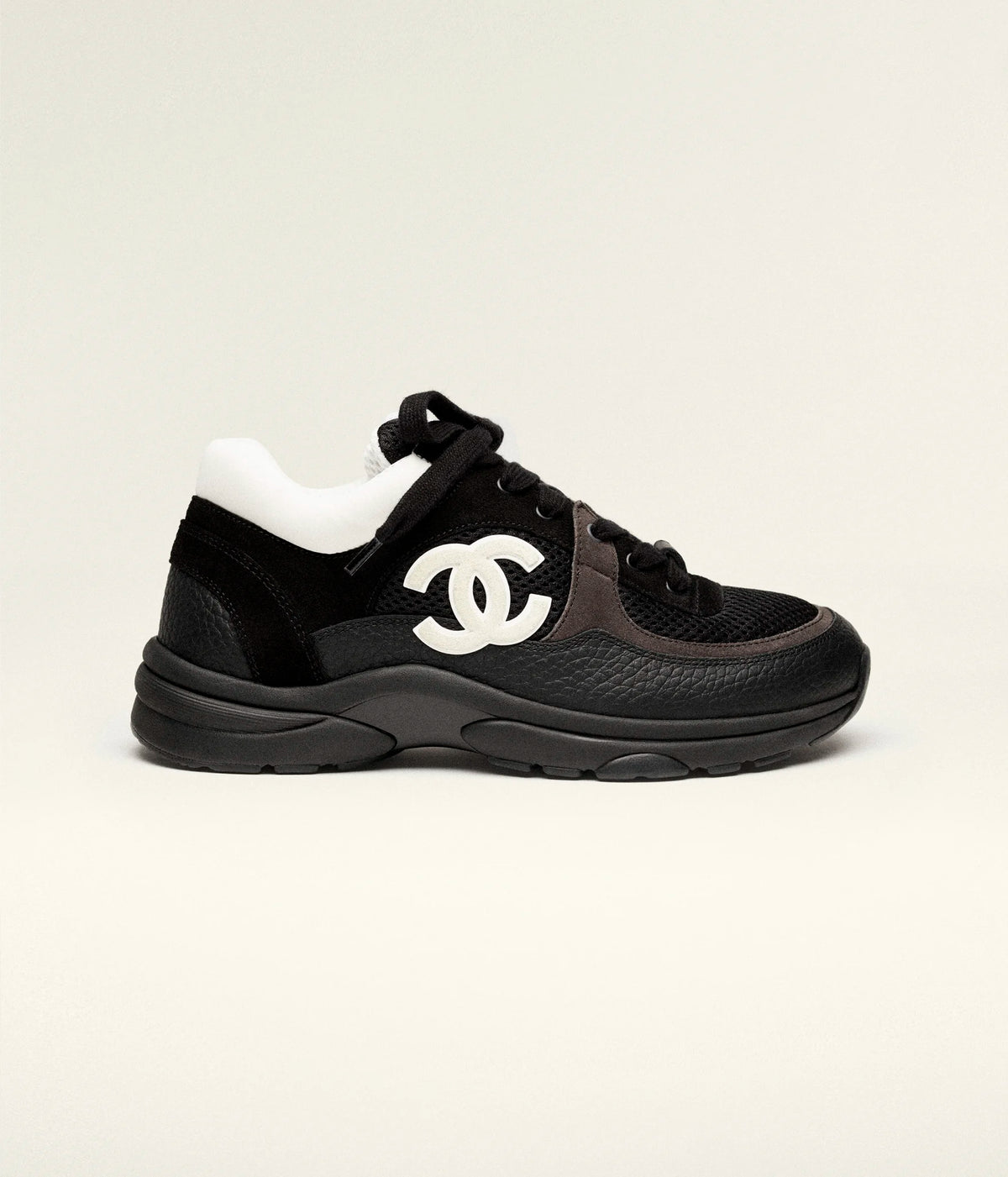 CHANEL  RUNNER