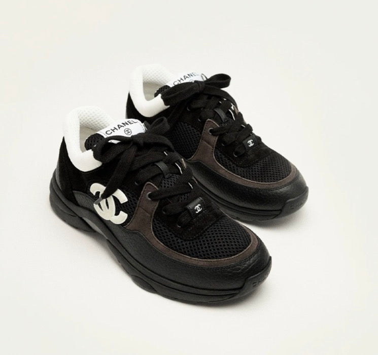 CHANEL  RUNNER